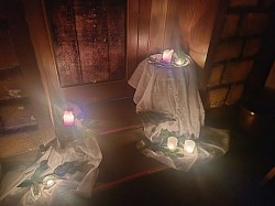 Dinner in the Dark in der Adventszeit